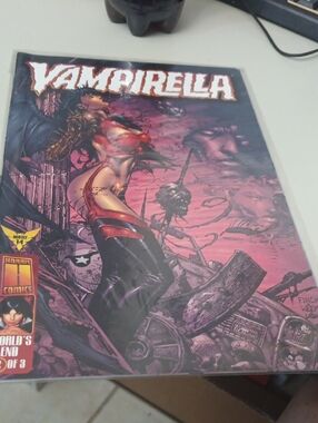 Vampirella Comic Book - Purple & Red Cover